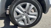 Dacia Sandero 1.0 TCe 90ch Stepway Expression — photo 11