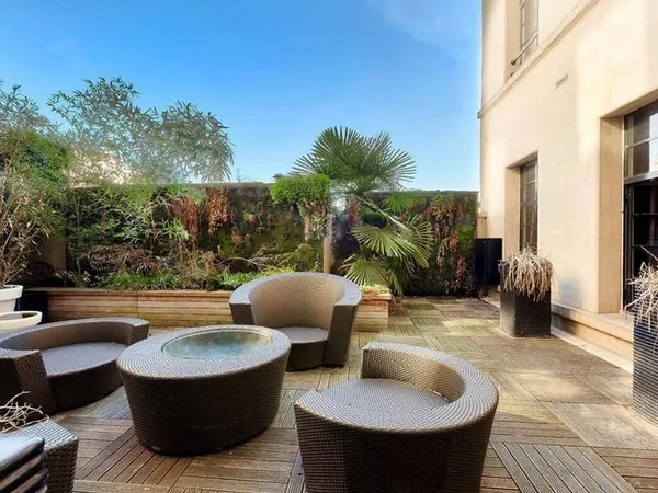 Appartement 5 pièces 154 m²