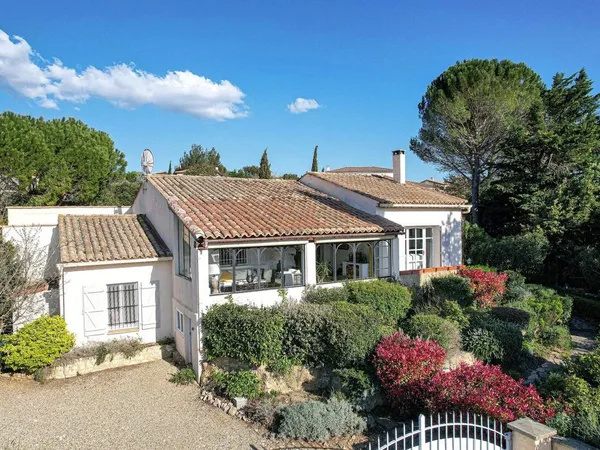 Maison de luxe 6 pièces 161 m²