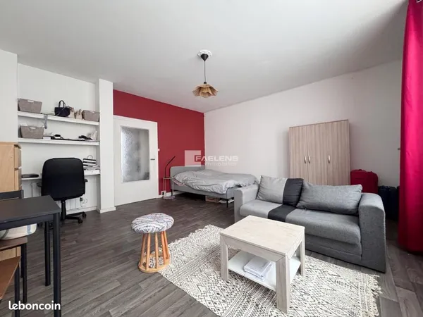 Studio 1 pièce 37 m²