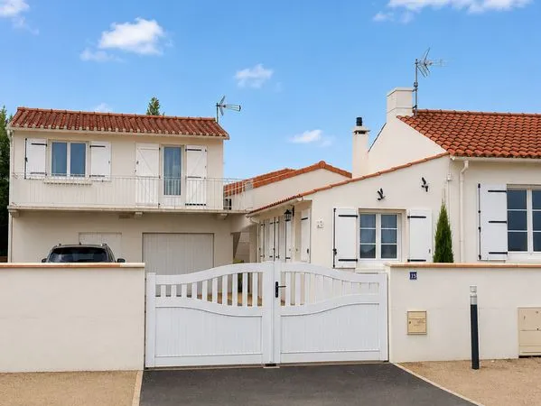 Vends ensemble de deux maisons