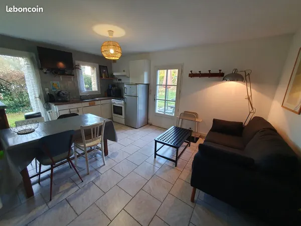 Maison meublée 2 chambres et jardin proche des plages