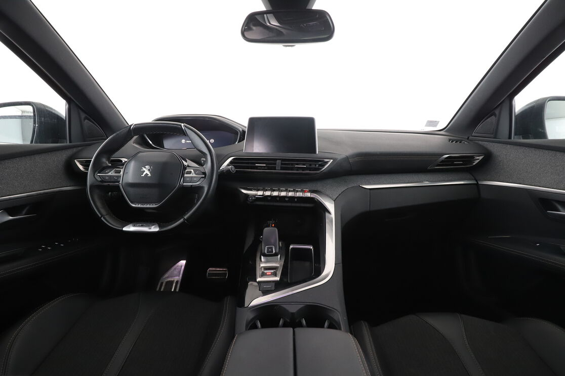 Peugeot 3008 1.6 PureTech GT Line EAT8 — photo 11