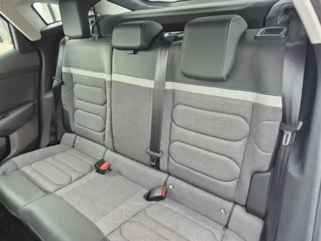 Citroën C4 iii bluehdi 130 s&amp;s eat8 feel pack business — photo 20
