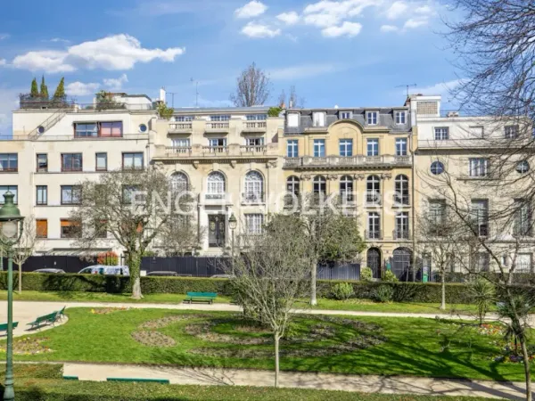Appartement 4 pièces 157 m²