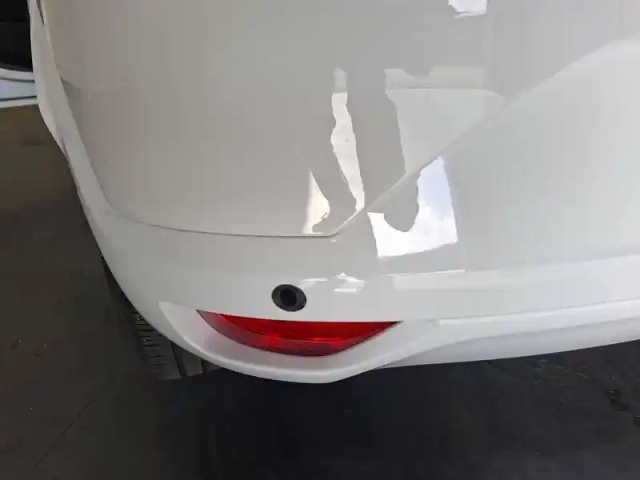 Dacia Sandero sce 65 — photo 16