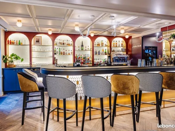 Brasserie, café 160 m² Valenciennes