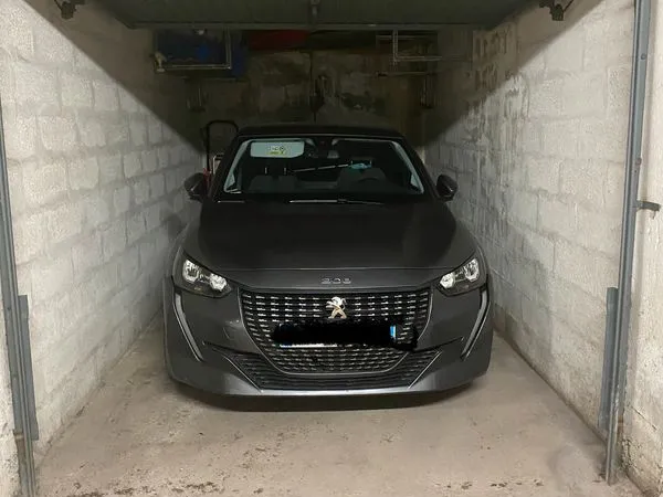 Garage proche gare JLP