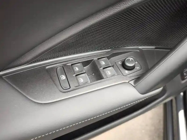 Volkswagen Tiguan 1.5 ehybrid 204ch elegance dsg6 — photo 15