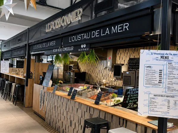 À Vendre : Fonds de Commerce - Écailler, Poissonnier et Bar à Huîtres à La Moutonne (Var