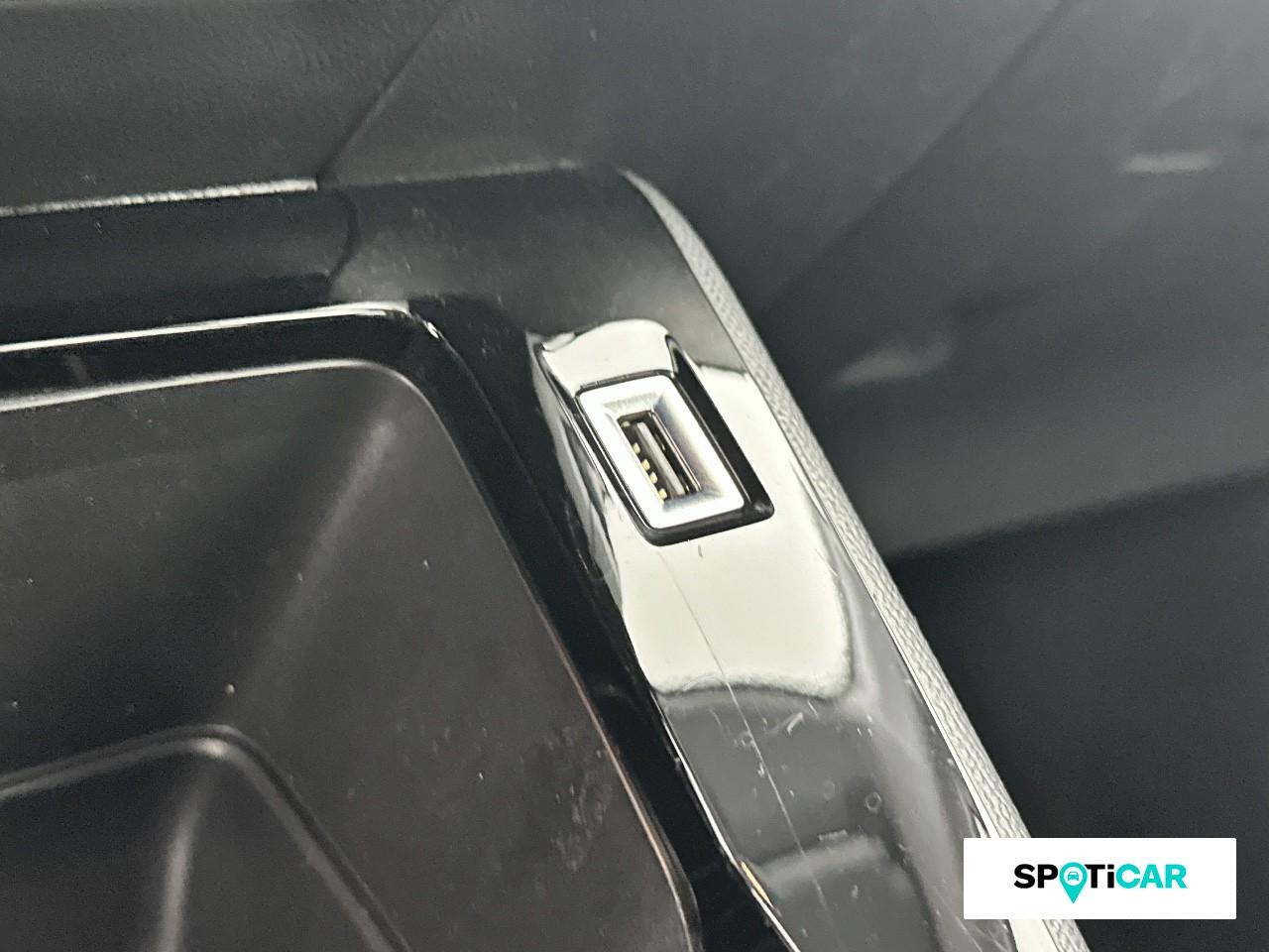 Peugeot 208 1.2 puretech 75ch s&s premium — photo 16