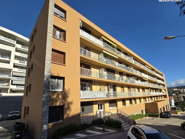 F3 Entrée de Ville