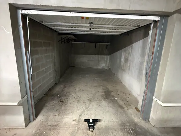 Garage/Box dans résidence sécurisée