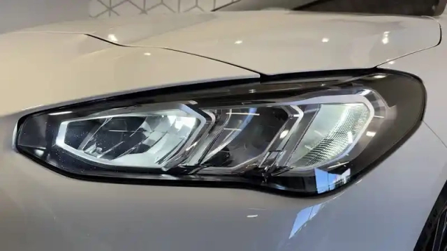 Bmw Serie 2 active tourer 218i 136 ch dkg7 — photo 13