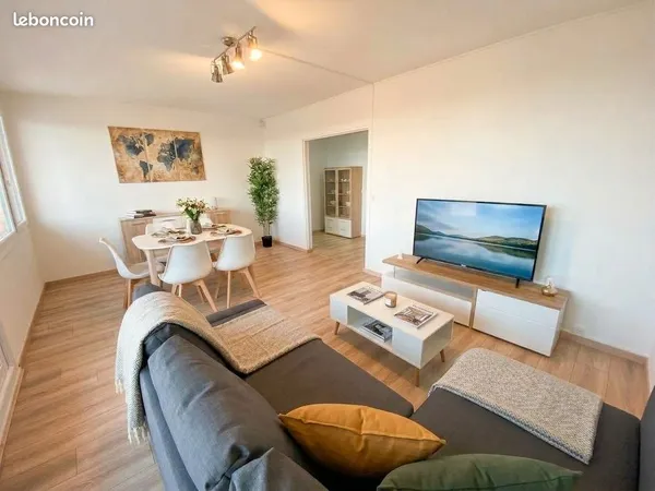 Chambre colocation meublée