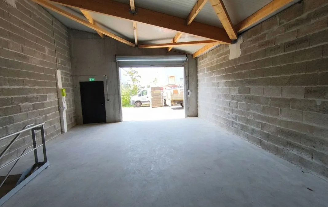Photo 2