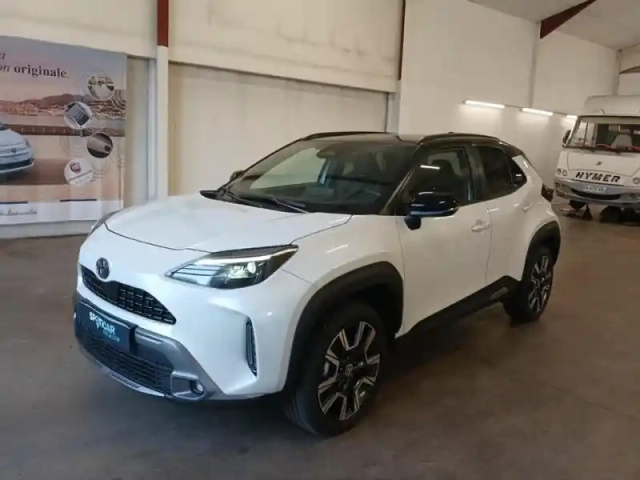 Toyota Yaris cross 130h trail awd-i my26
