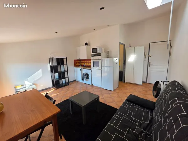 T1 meublé 20 m2 Trans