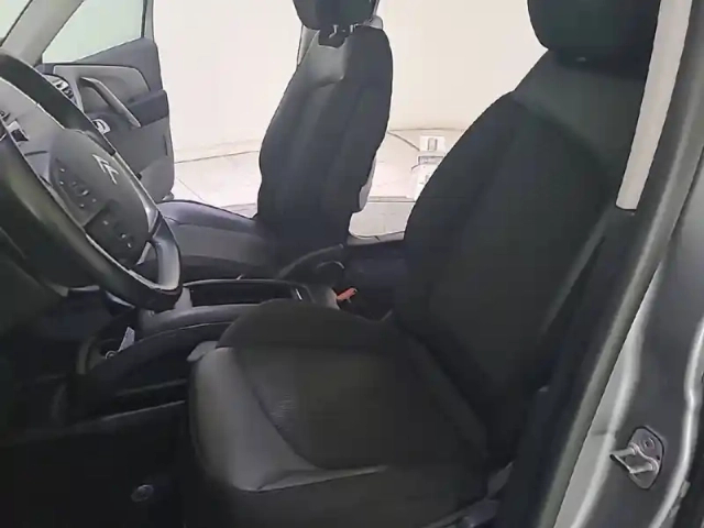 Citroën C4 grand  spacetourer bluehdi 130 s&amp;s eat8 — photo 71