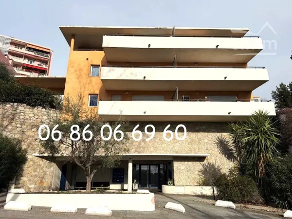 Superbe 4 pièces terrasse  80 m2