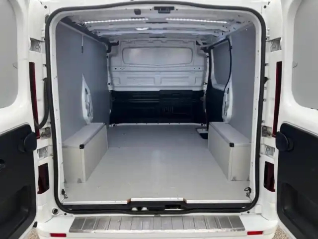 Renault Trafic fg l1h1 3t 2.0 blue dci 170ch grand confort edc — photo 13
