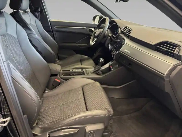 Audi Q3 sportback 45 tfsie 245 ch s tronic 6 — photo 13