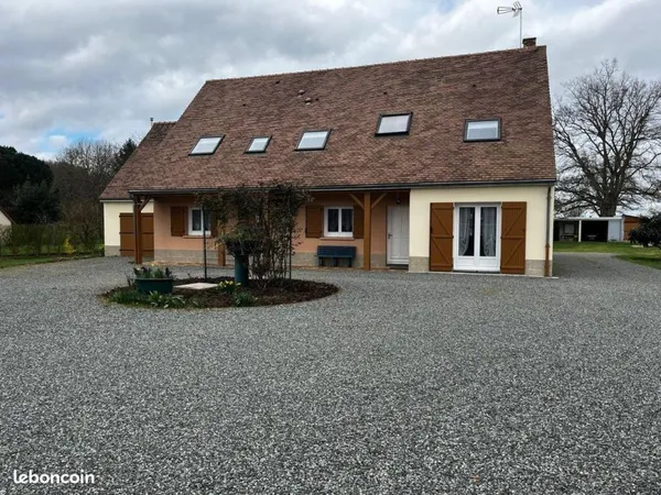 Maison 8 pièces 230 m²