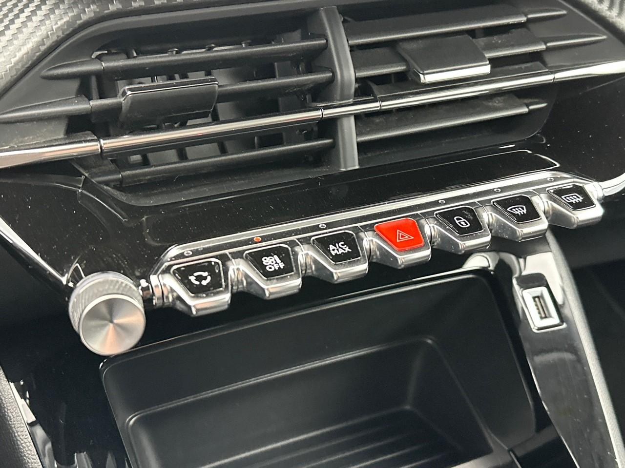 Peugeot 208 puretech 100 s&s bvm6 style — photo 26
