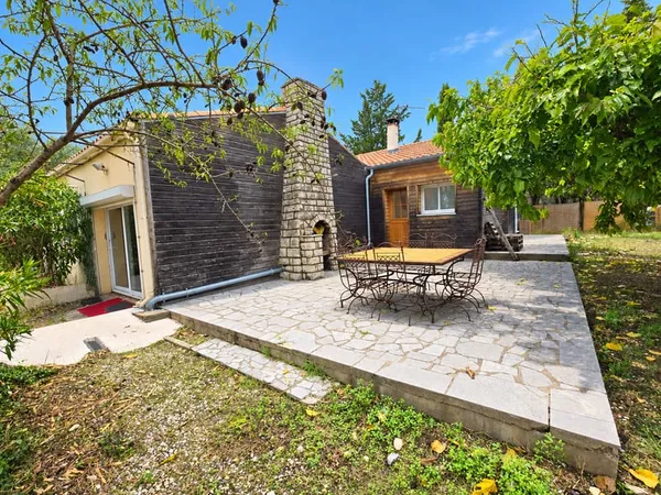 A vendre villa 4 chambres 850 m2 terrain
