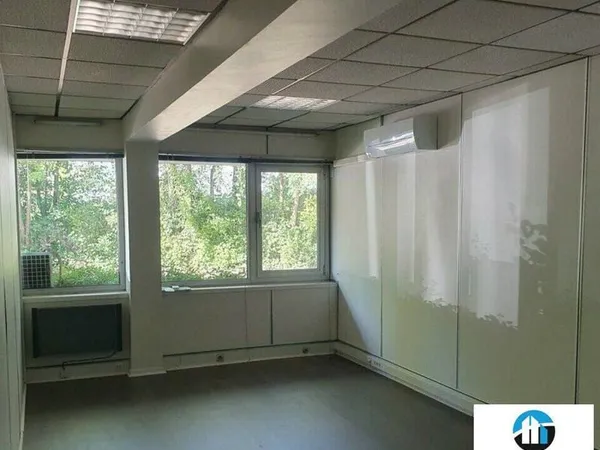 Bureau 188 m²