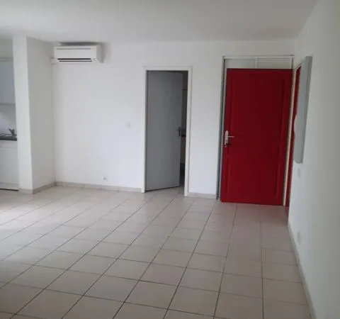 Studio 1 pièce 28 m²