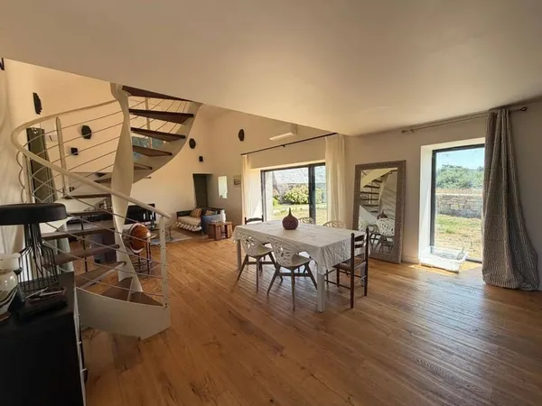 Maison 5 pièces 140 m²