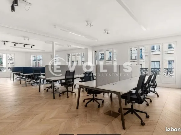 Bureaux 270 m²