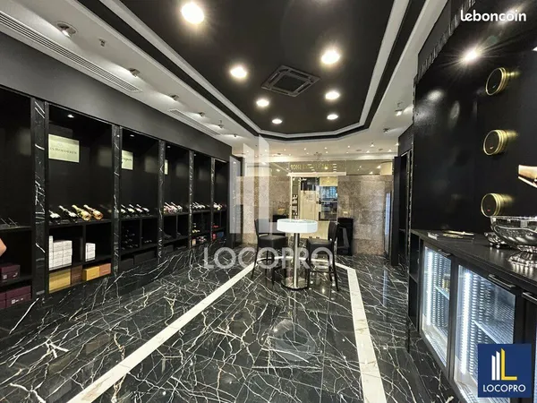 Local commercial 96 m²