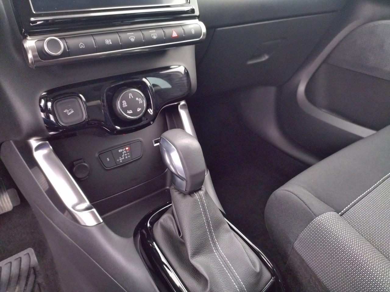 Citroën C3 Aircross bluehdi 120 s&s eat6 shine — photo 21