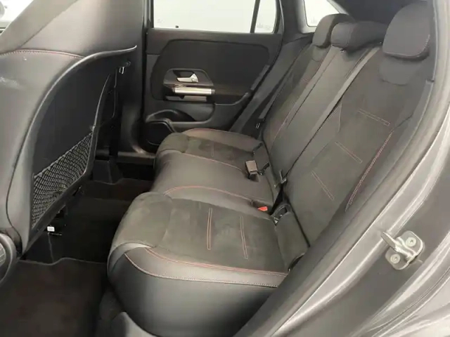 Mercedes Gla 180 d 8g-dct — photo 16