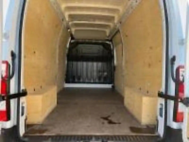Renault Master fg f3500 l3h3 2.3 blue dci 135ch confort euro6e — photo 9
