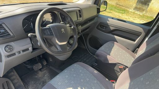 Peugeot Expert VU 2.0 BlueHDi 145 - Asphalt – 2022 – 37478 km – Diesel – Boîte Automatique — photo 19