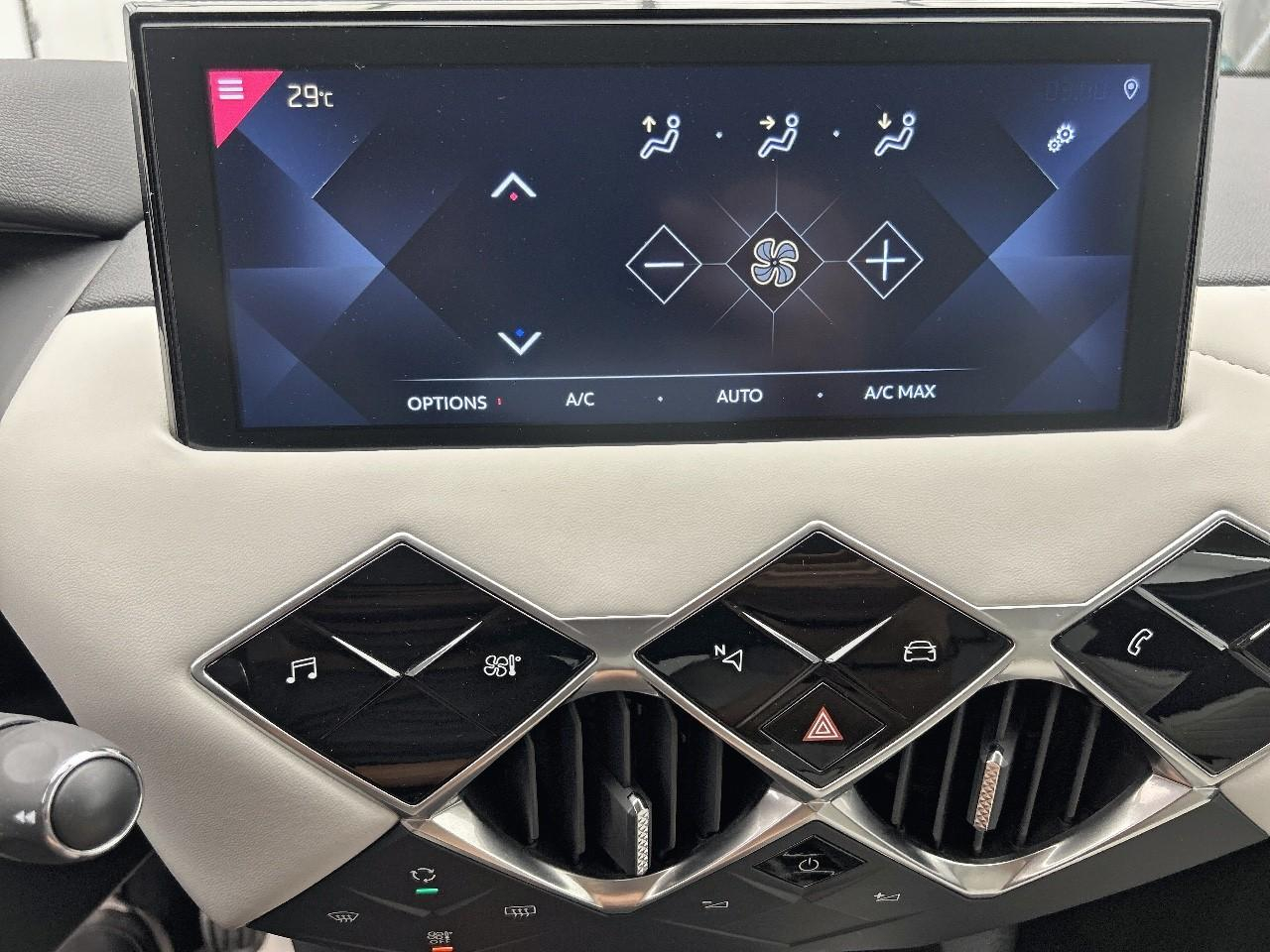 Ds Ds 3 crossback puretech 100 bvm6 connected chic — photo 11