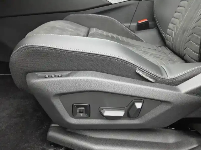 Peugeot 5008 hybrid 145 e-dcs6 — photo 54