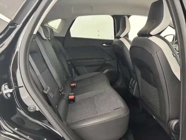 Renault Captur tce 90 — photo 25
