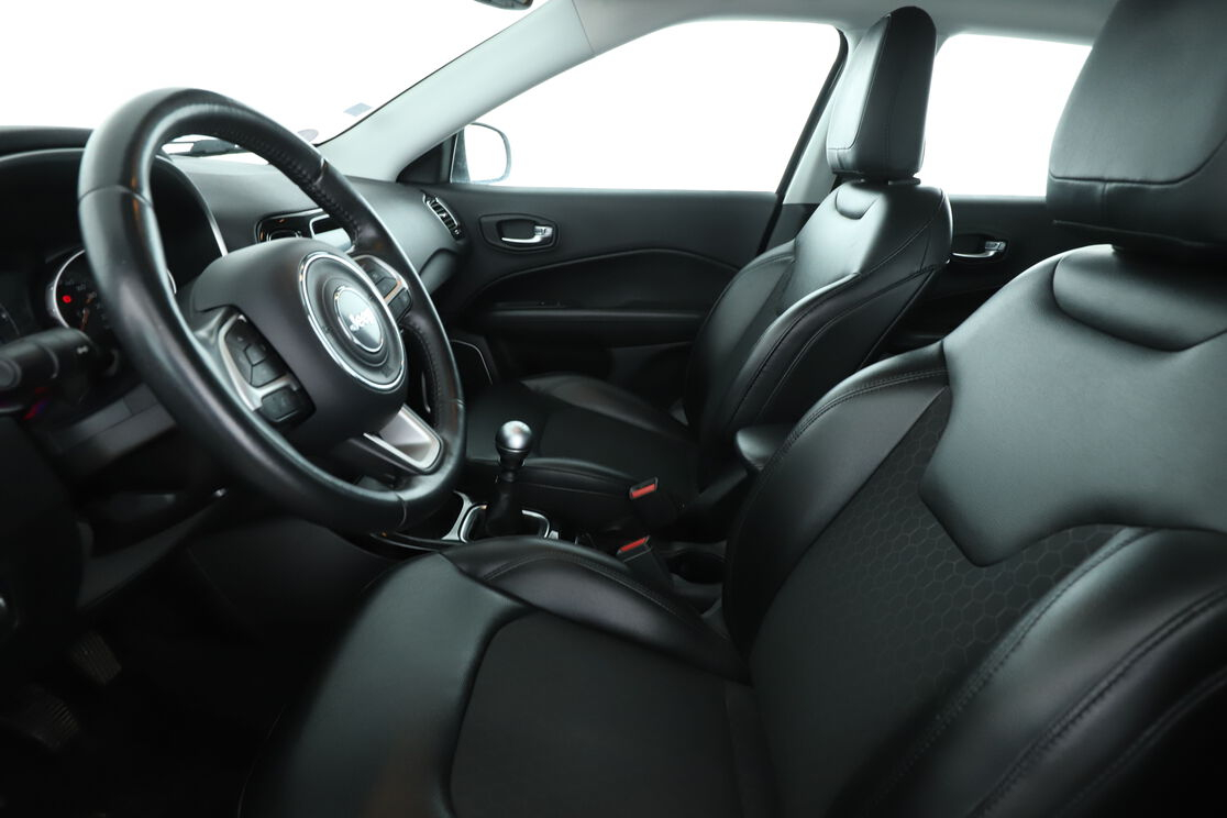 Jeep Compass 1.4 MultiAir Brooklyn Edition — photo 9