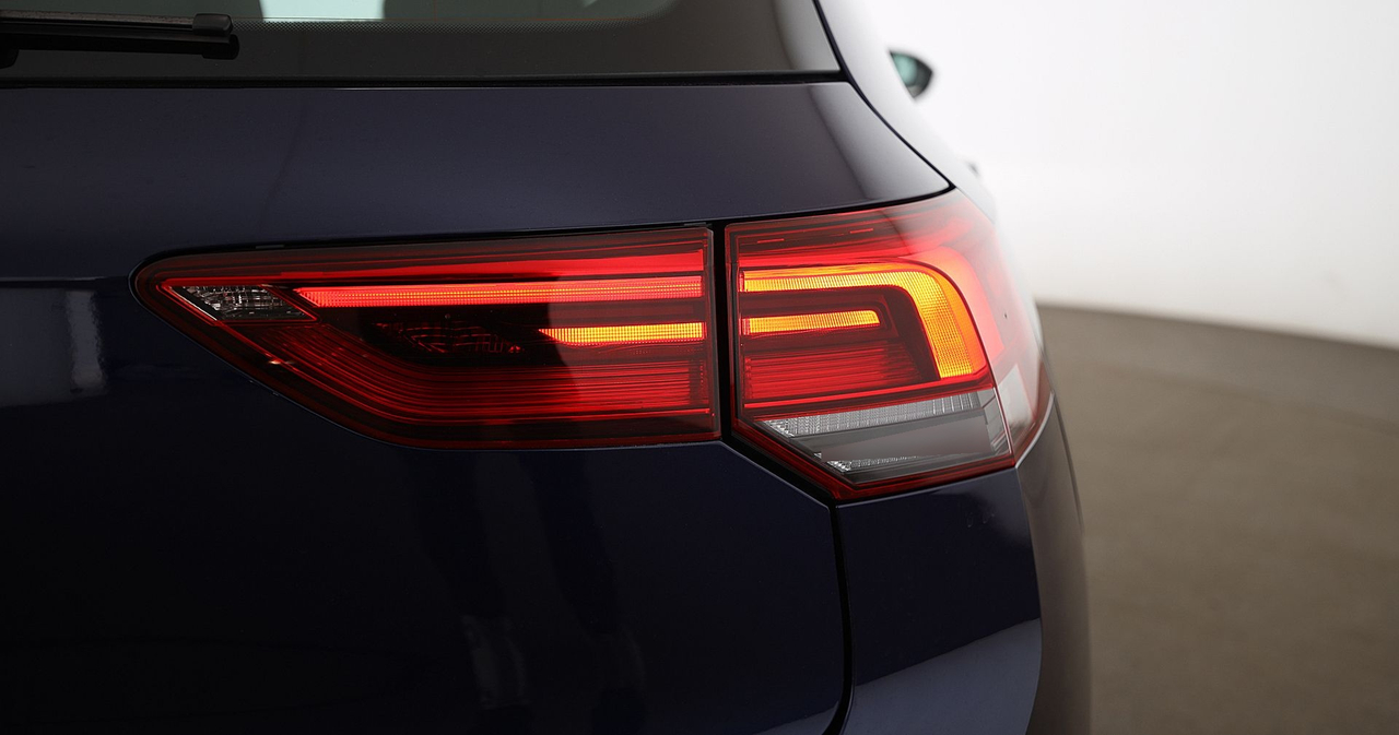 Volkswagen Golf 8 — photo 14