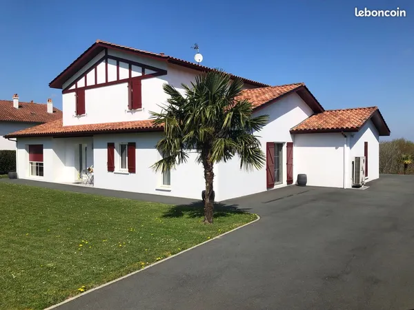 Villa récente à vendre