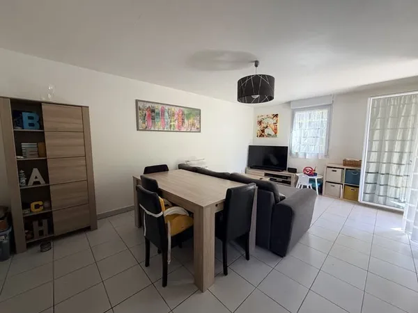 Appartement T3 - 60m2 avec parking aérien et parking sous-so