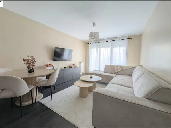 SUPERBE APPARTEMENT 3 PIÈCES - 64 M² AVEC BALCON ET PARKING