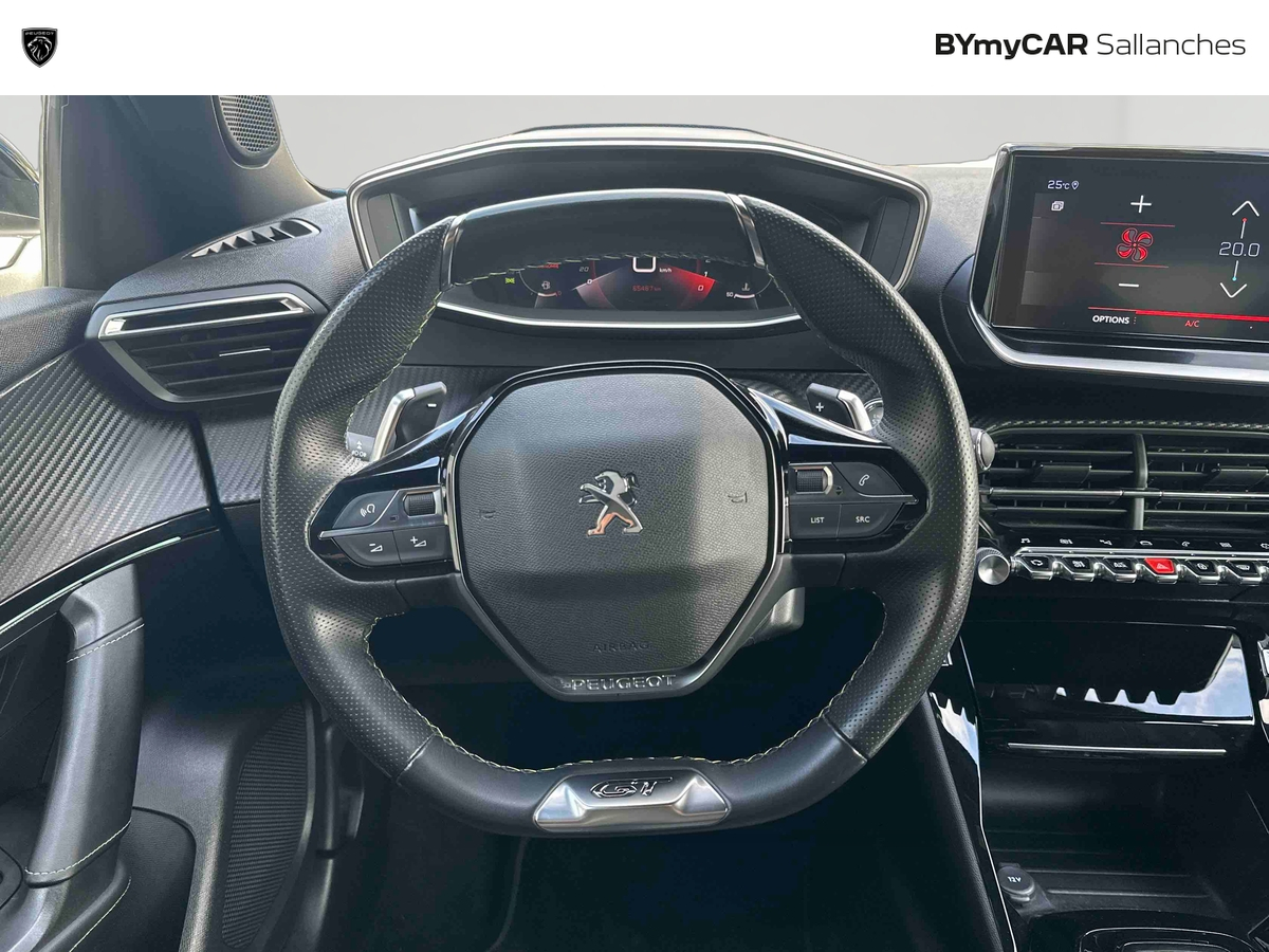 Peugeot 2008 PureTech 130 S&amp;S EAT8 — photo 10