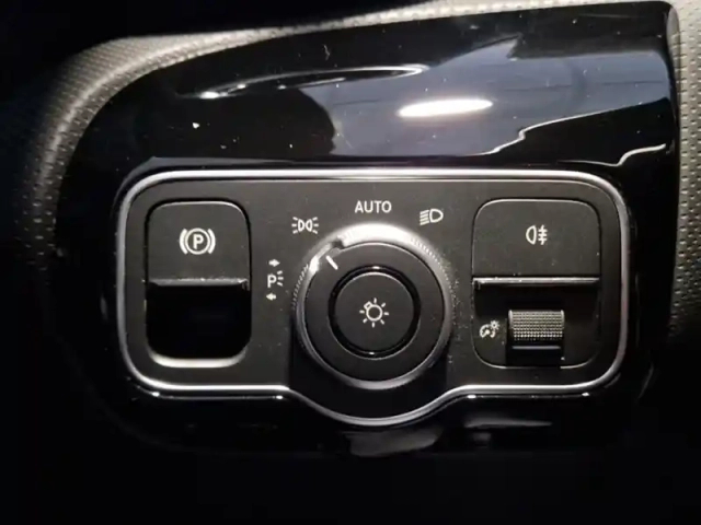 Mercedes Classe A 180 business line — photo 39