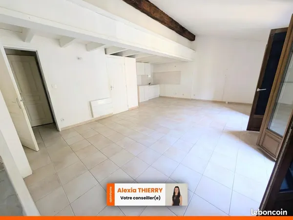 Immeuble 305 m²