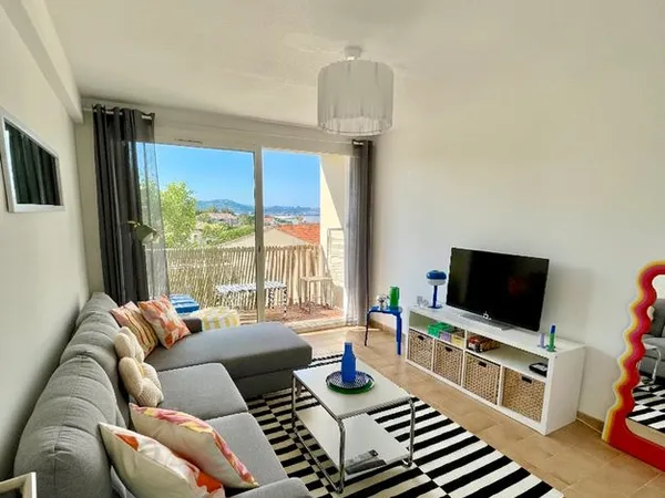 À louer - Superbe duplex rénové - Giens